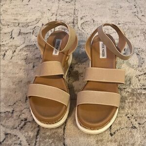 Steve Madden Women's Tan Sandals